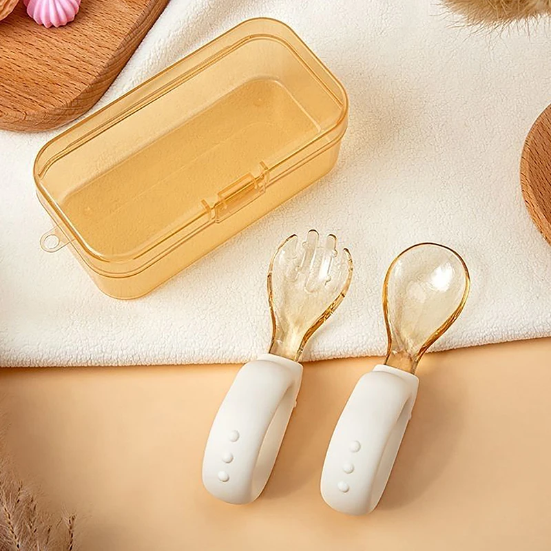 

Компактные силиконовые столовые приборы с ручкой для маленьких ручек; Тренировочная ложка, детская ложка, ложка с изогнутой, вилка и ящик для хранения