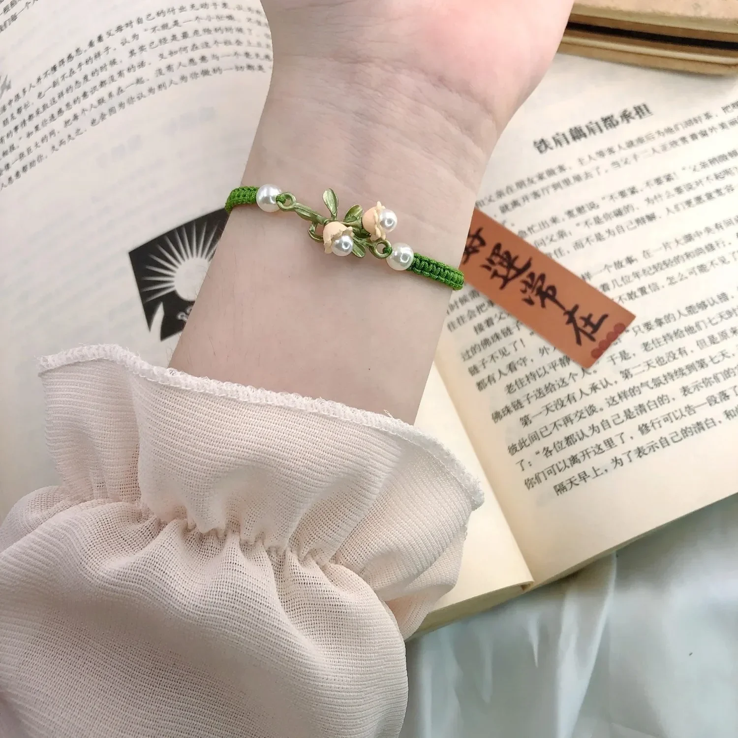 Suzuki Orchid Pearl Woven Rope Bracelet For Women Small And High-value Students Xiaoxiang Style Mori Super Fairy Pull Hand Rope