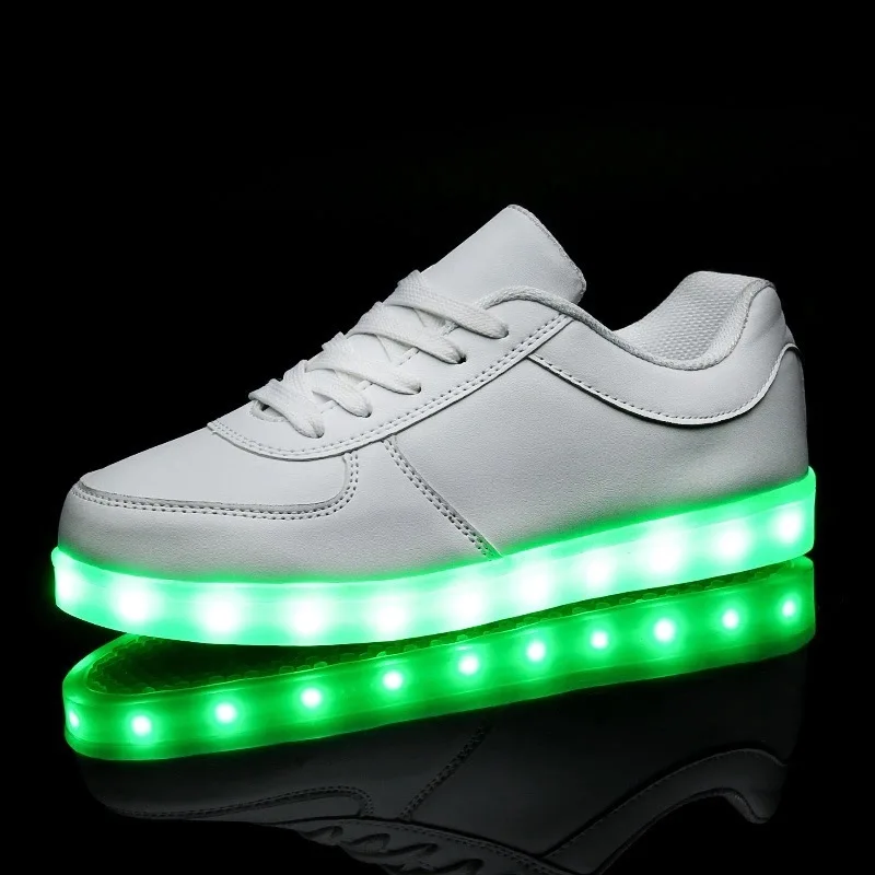 LED Light Up Sneakers para homens, pano de fibra óptica, sola elástica, sapatos luminosos brilhantes, recarga USB, tamanho 35-46