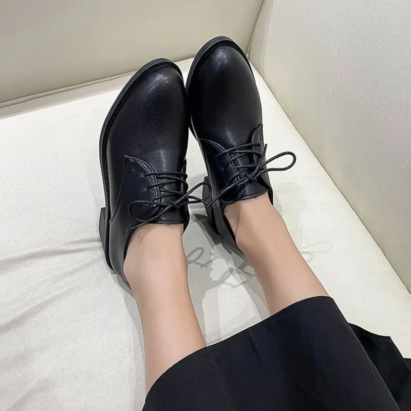 2024 Women Spring New Black Platform Flats Shoes Women Loafers Slip on Boat Shoes Designer Casual Leather Oxfords zapatos mujer