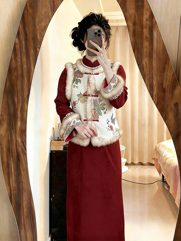 

Красное китайское женское платье-ципао с вышивкой, на флисовой подкладке, с косым воротником, для зимних свадеб, в национальном стиле