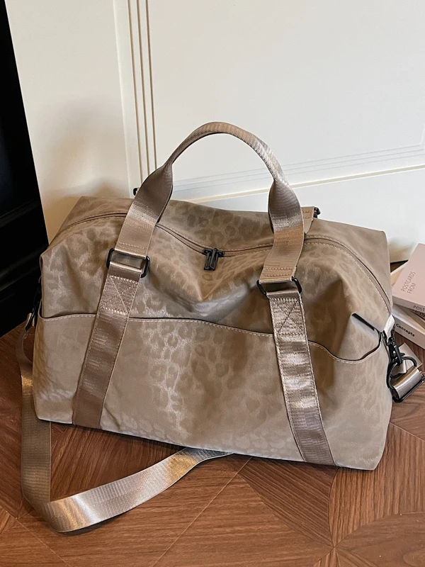 Large Capacity Ladies Travel Bag Fashionable Sport Yoga Fitness Handbag Luggage Storage Bag Outing Bag Nylon Material Shoulde...