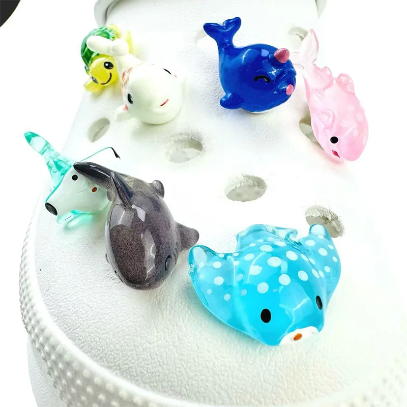 

Fashion Shoe Charms Set Accessories Hole Shoe Buckle Cute Marine Animals ABS Shoes Decorations for Sandals Beach Bag DIY Gift