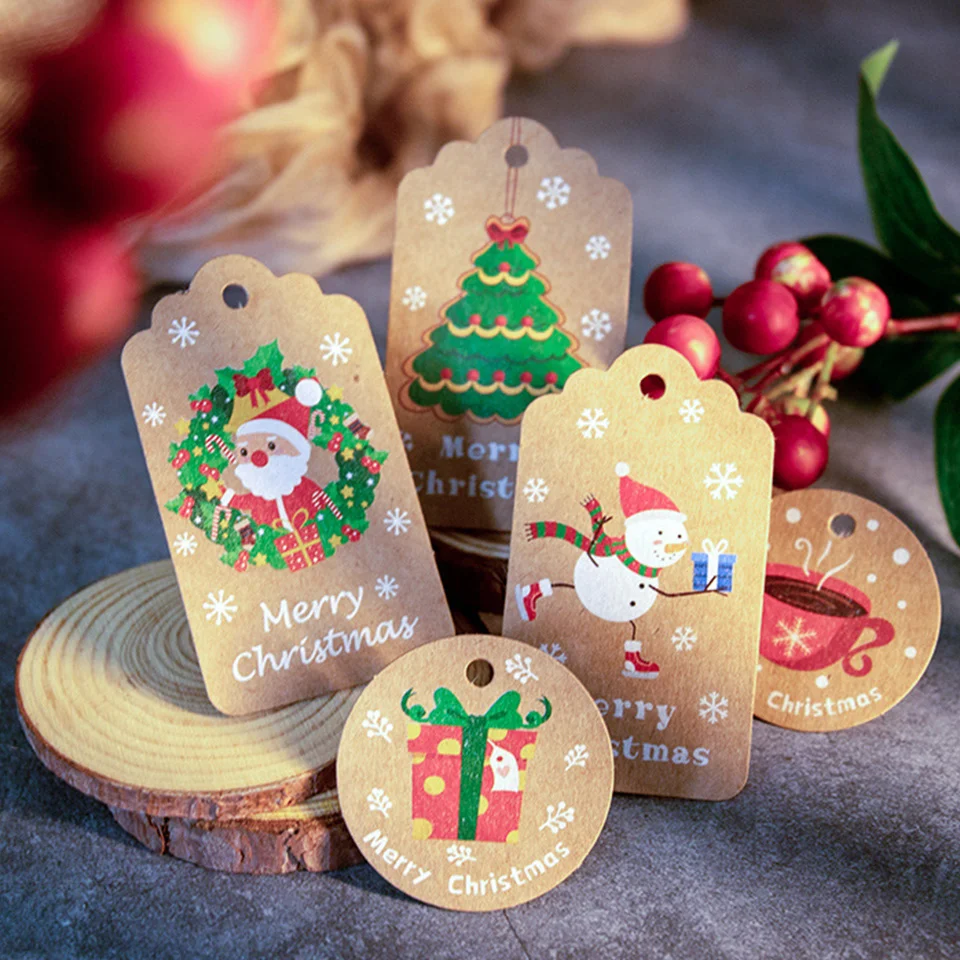 50PCS Christmas Cartoon Kraft Paper Tags With Rope Vintage Xmas Tree/Santa Claus Crafts Hanging Labels Decoration Home Supplies