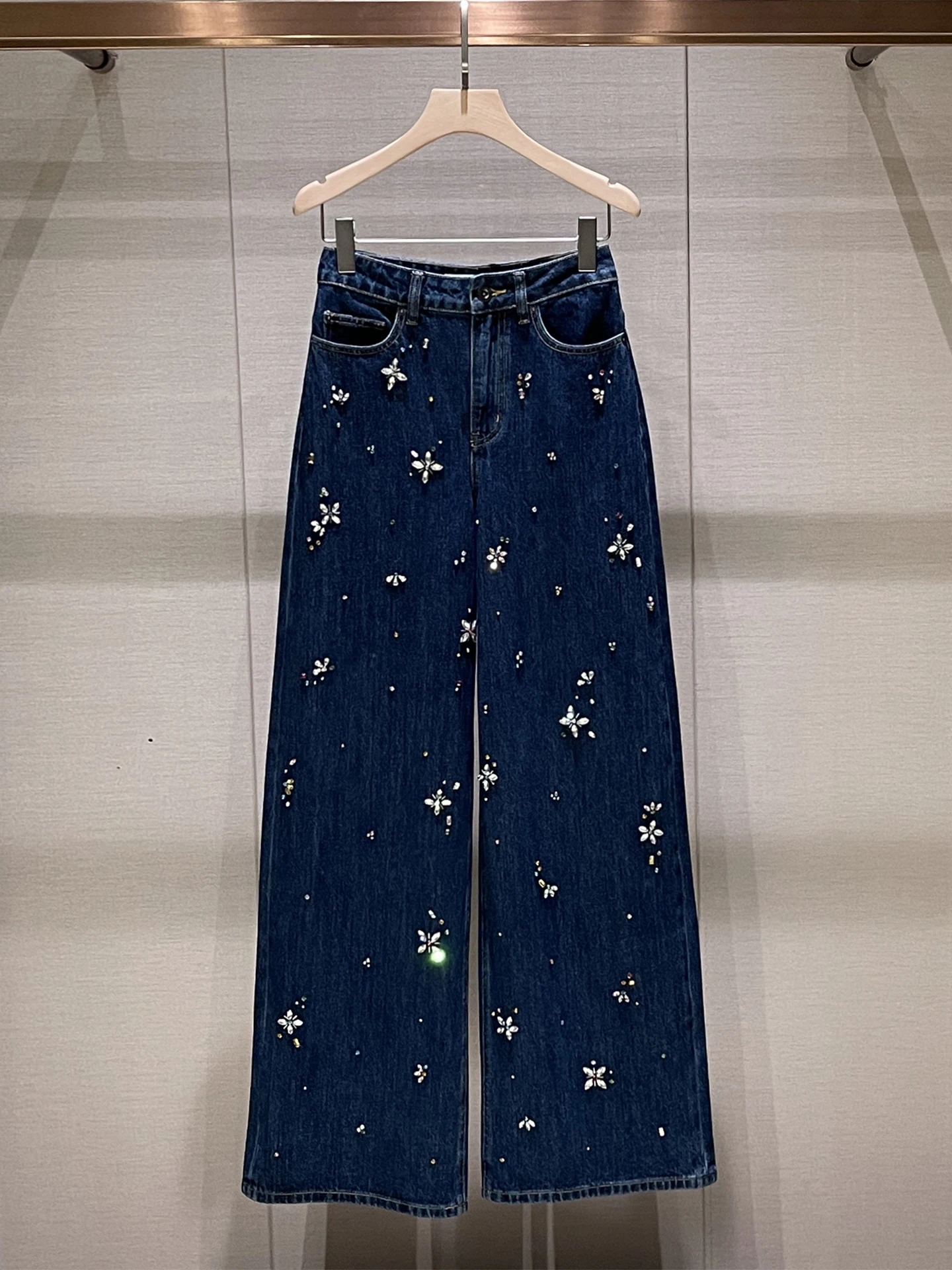 

High Waist Straight Leg Denim Jeans Women's Autumn New Style with Diamond Floral Embellishment Blue Slimming Long Trousers