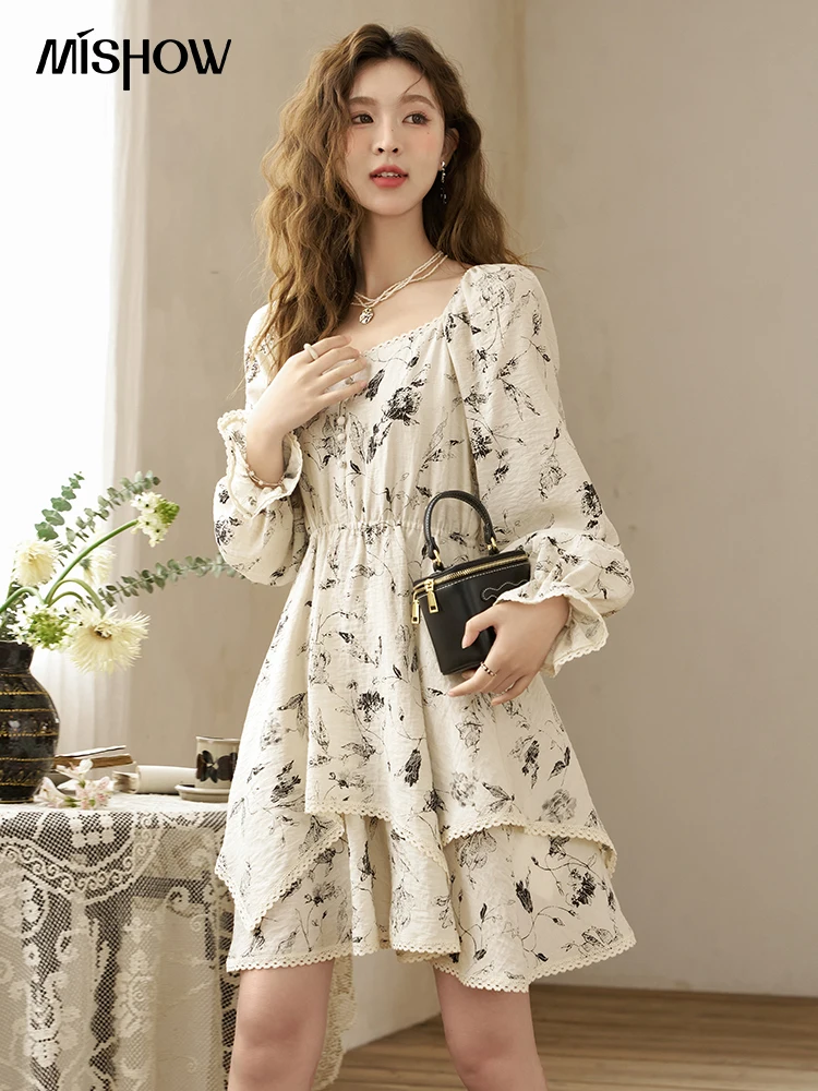 MISHOW American Retro Dresses 2024 Spring Flared Sleeves Square Neckline Ink Painting Floral A-line Knee-Length Dress MXD14L1685