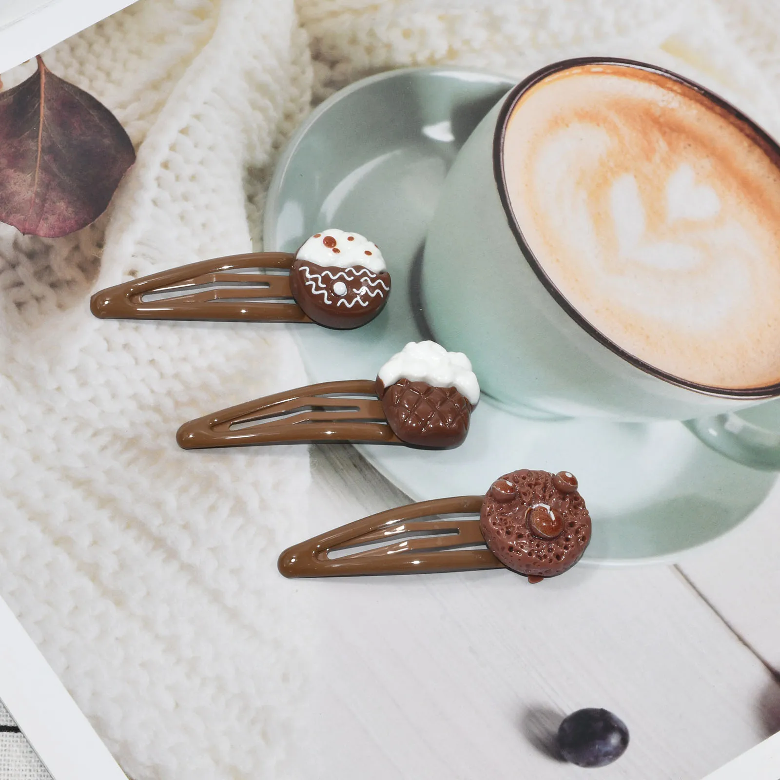 5.5cm/2.17in 3Pcs Coffee Hair Clips For Women Cute Cookie Cake Bangs Side Clip Simulated Food Girls Accessories