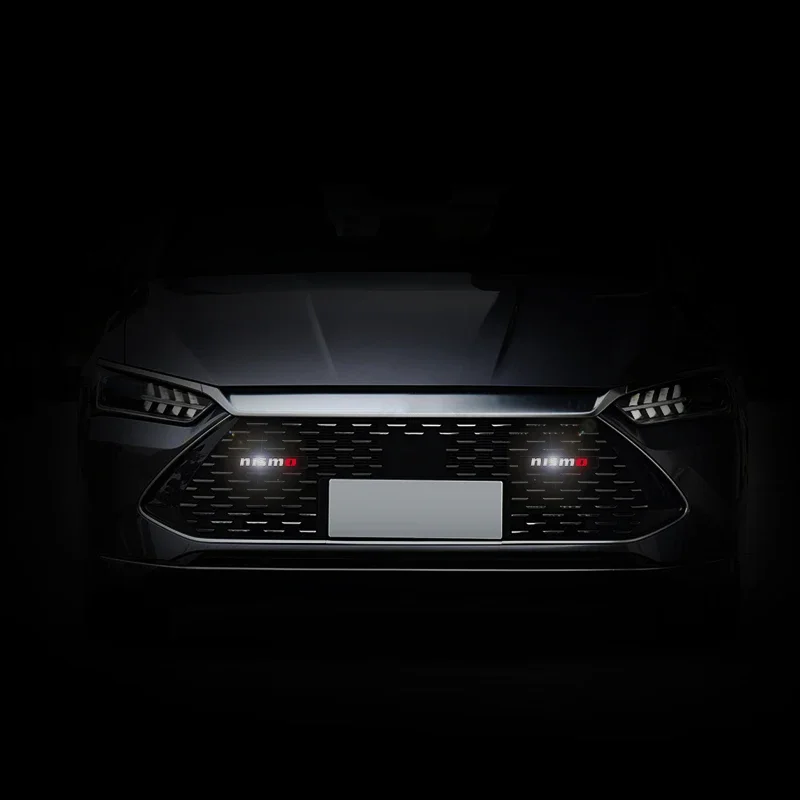New Car Front Hood Grille Emblem LED Light Grill Decorative Lights for Nismo Nissan Juke Tiida Teana GTR 350Z 370Z 240S Fairlady