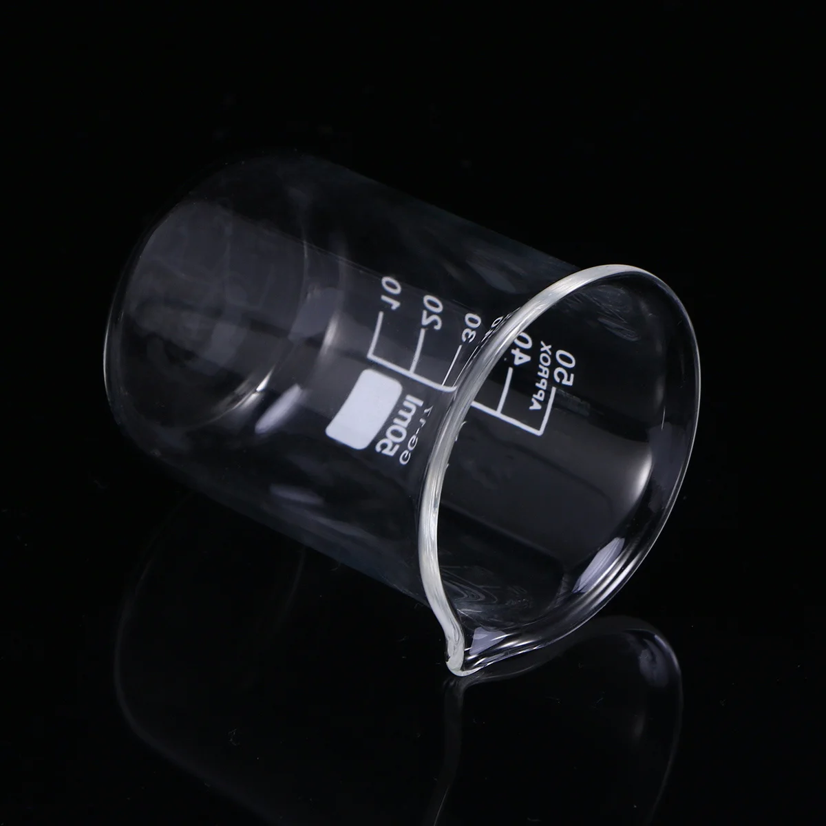 

Glass Measuring Cup Beaker for Lab Household Bakery Kitchen Use with Clear Graduations Wide Mouth Easy Clean Long