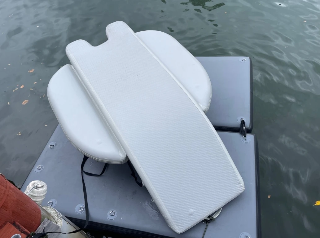 Lake Adventures Durable Inflatable Water Insland Drop Stitch Mini Boat With Pump