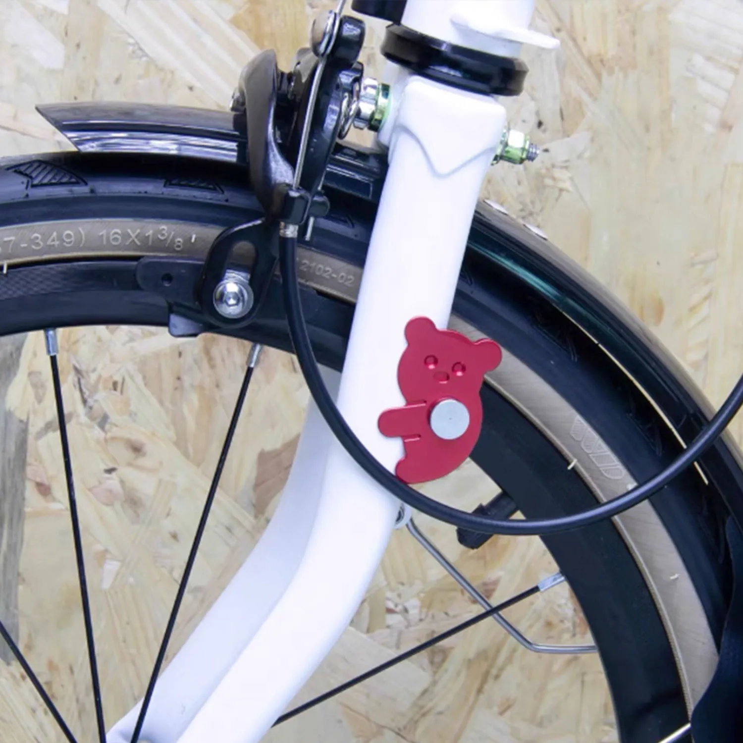 

Suitable for Brompton folding bicycle accessories, aluminum alloy wire blocking plate, front fork anti scratch protection