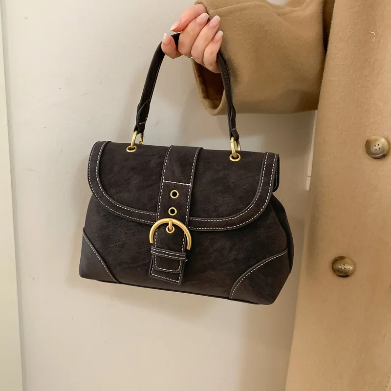 

Hot Selling Portable Trendy Bag Women's 2026 Winter New Fashion Versatile Designer Small Square Bag Retro Commuter Women's Bag