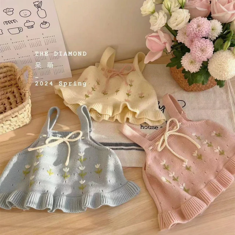 

01-Korean Style Girls' Camisole Sweater Vest New Spring and Autumn Fashionable Sleeveless Knitted Vest for Young Girls