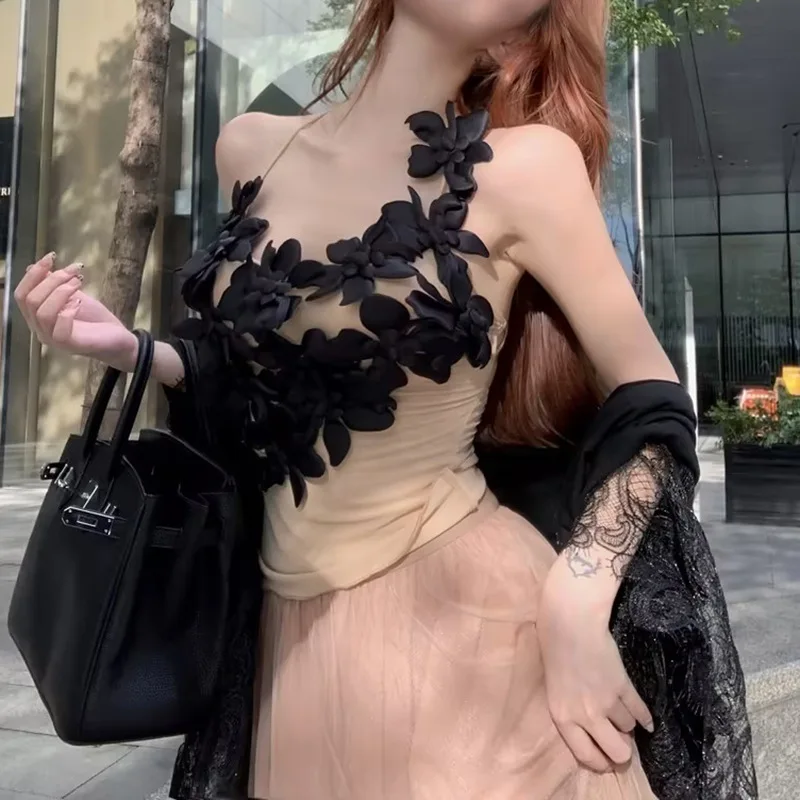

Sexy Niche Socialite Style Top 2025 Summer New Mesh Splicing Three-dimensional Flower Backless Camisole for Women