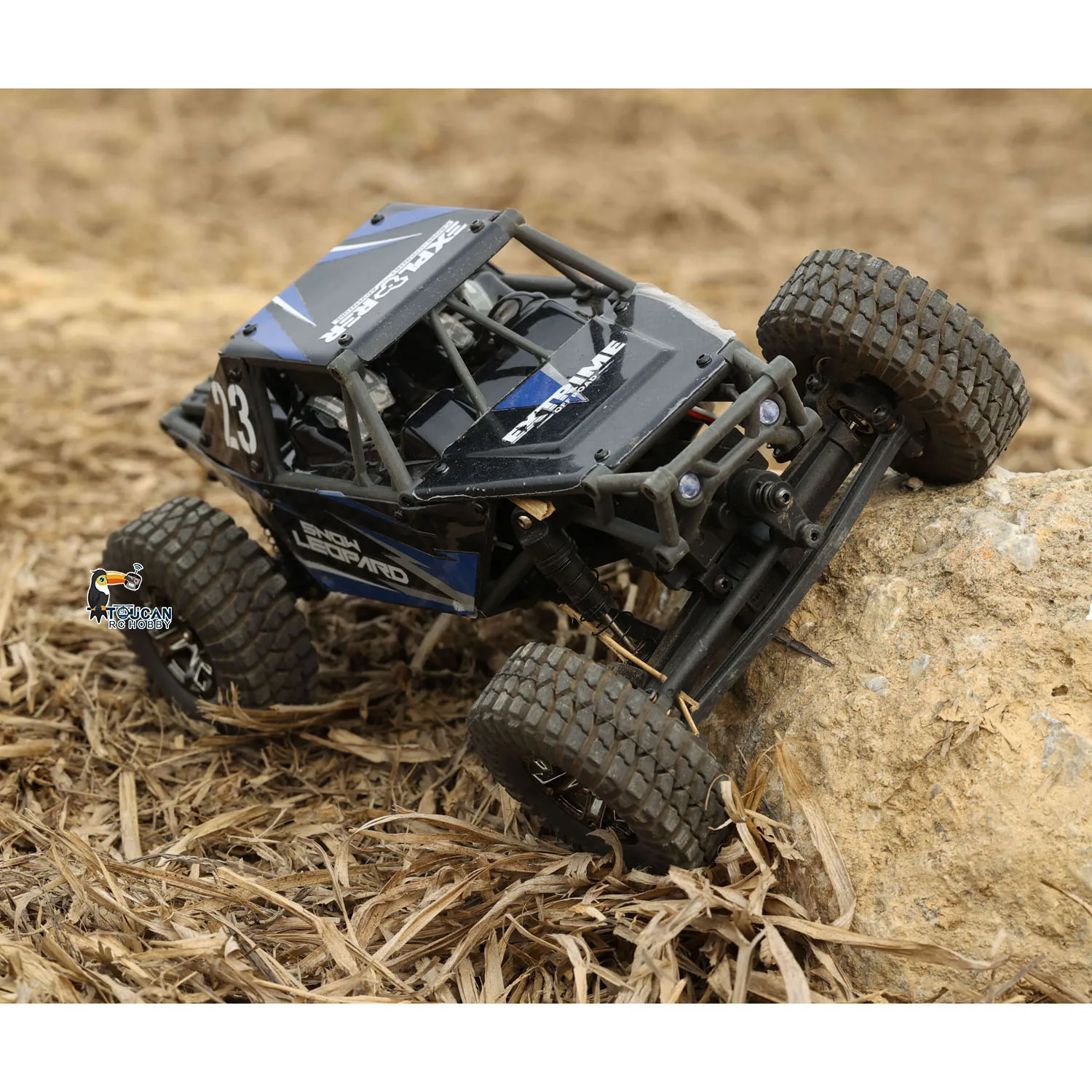 Mainan Mini UdiRC 4WD 1/24 RC mobil Rock, RTR Radio 2.4G Radio kontrol Model kendaraan Off-Road lampu tanpa sikat hadiah Motor