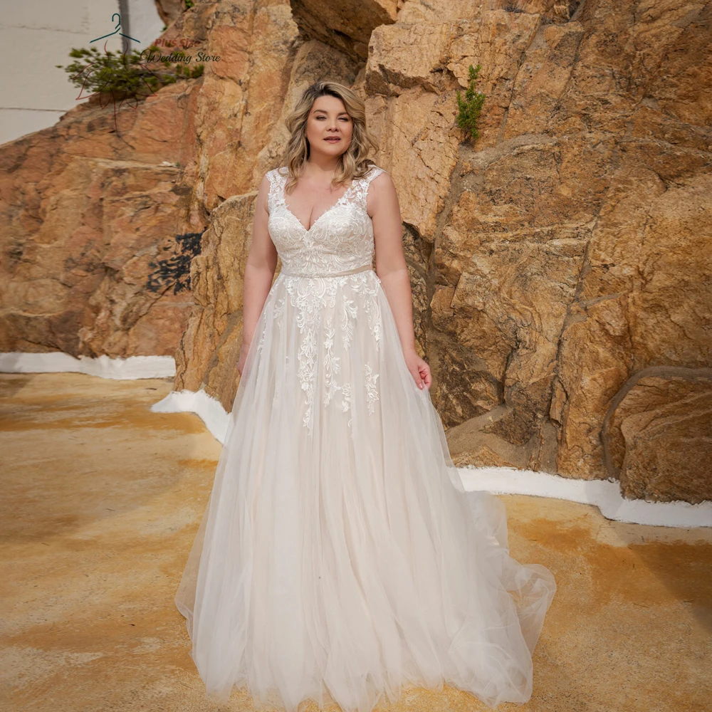 Elegant Tulle Wedding Dresses Plus Size V Neck Sleeveless Bride Gowns Back Lace Up Sweep Train A-Line Vestido De Noiva 2024