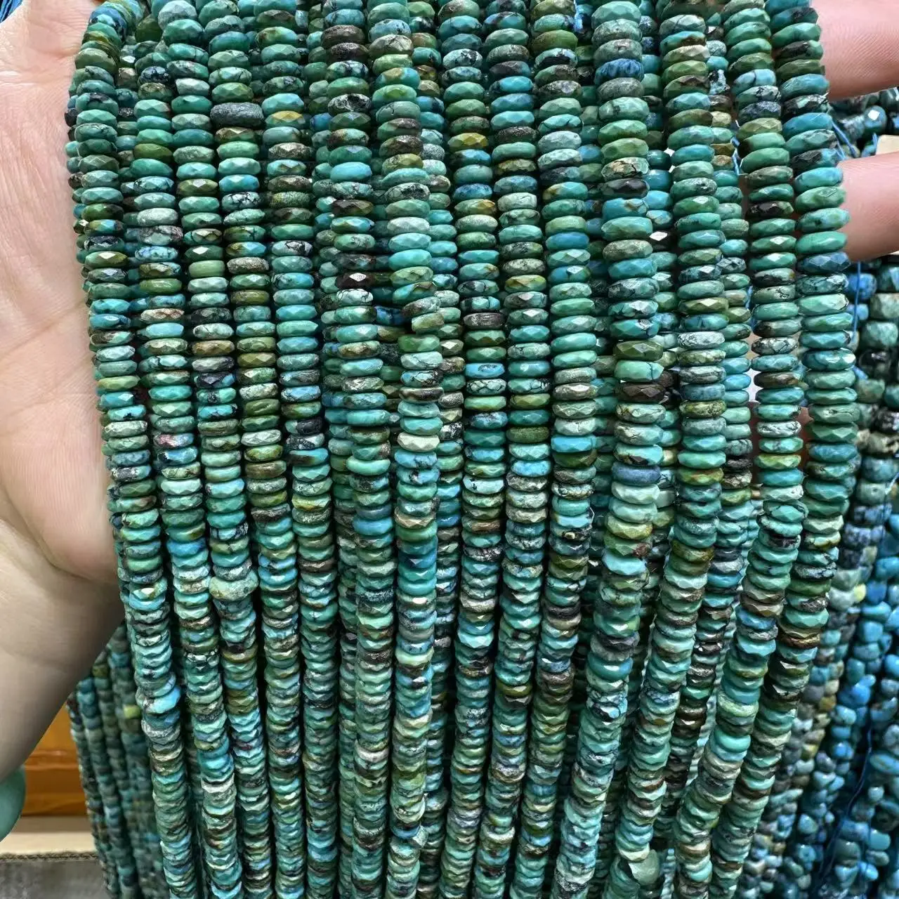 Natural Hubei Turquoise Faceted Rondelle Loose Beads 2*5mm Gemstone Beads Women DIY Jewelry Bracelet Necklace Fashion Gifts