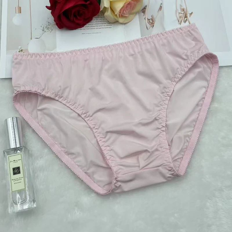 Ultra-Thin Silky Ice Silk Elastic Soft Close-Fitting Fabric Men's Daily Comfort  Underwear Breathable Briefs men underwear sexy