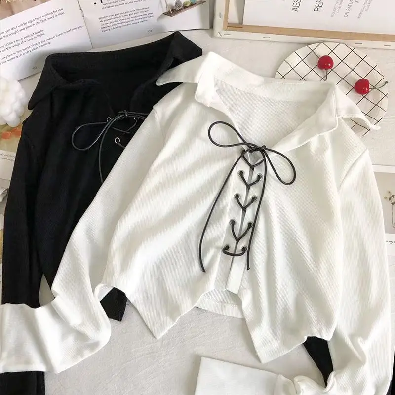 

Нишевая короткая рубашка на шнуровке с открытыми пупками и лацканами для женщин, новый стиль, тщательный тонкий модный топ с длинными рукавами