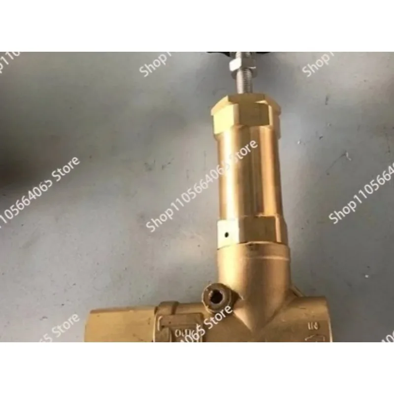 Suitable for washing and sweeping car automatic car washing machine three-plunger high pressure pump pressure regulating valve