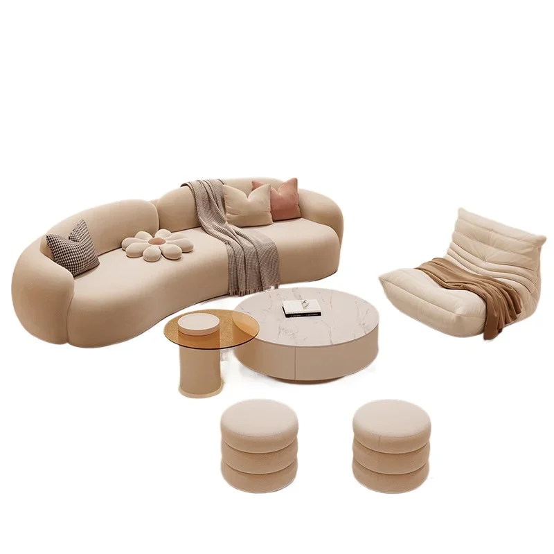 أريكة منحنية على طراز كريمي لغرفة المعيشة 2025 شقة صغيرة تصميم جديد لمتجر الزفاف وصالون التجميل منطقة الراحة منطقة الاستقبال