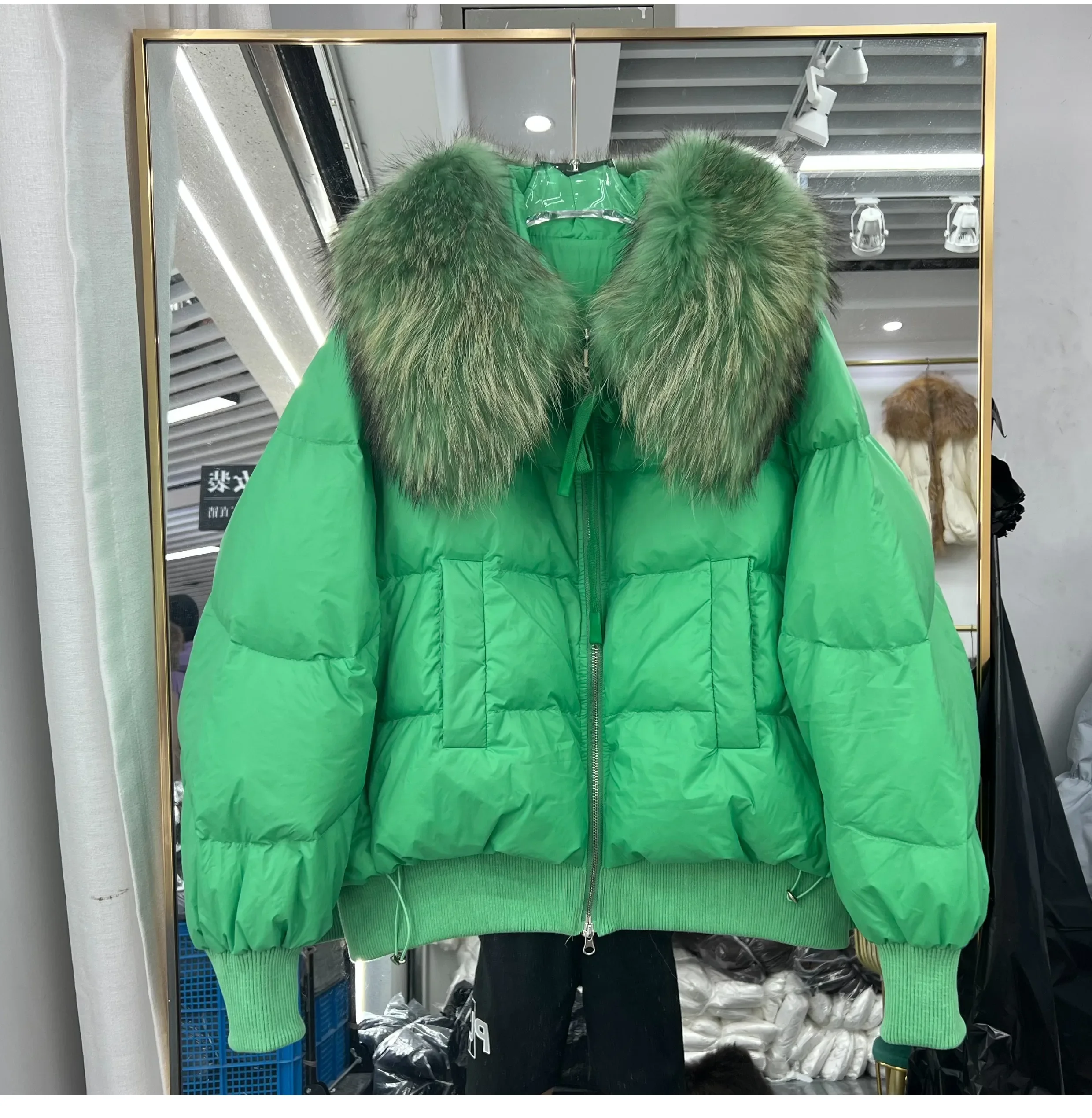 2025 New Women Winter White Duck Down Down Jacket Big Fur Collar 90% White Duck Down Jacket Women Winter Jacket Short Parkas