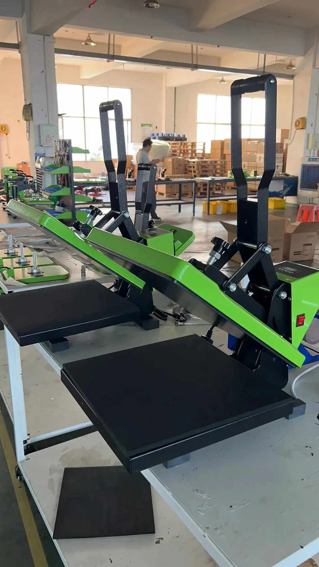 الولايات المتحدة الأمريكية مستودع آلة الصحافة الحرارة 15X15 آلة 6 في 1 360 درجة أكياس تي شيرت قبعة لوحة غطاء الماوس التسامي آلة الصحافة الحرارة