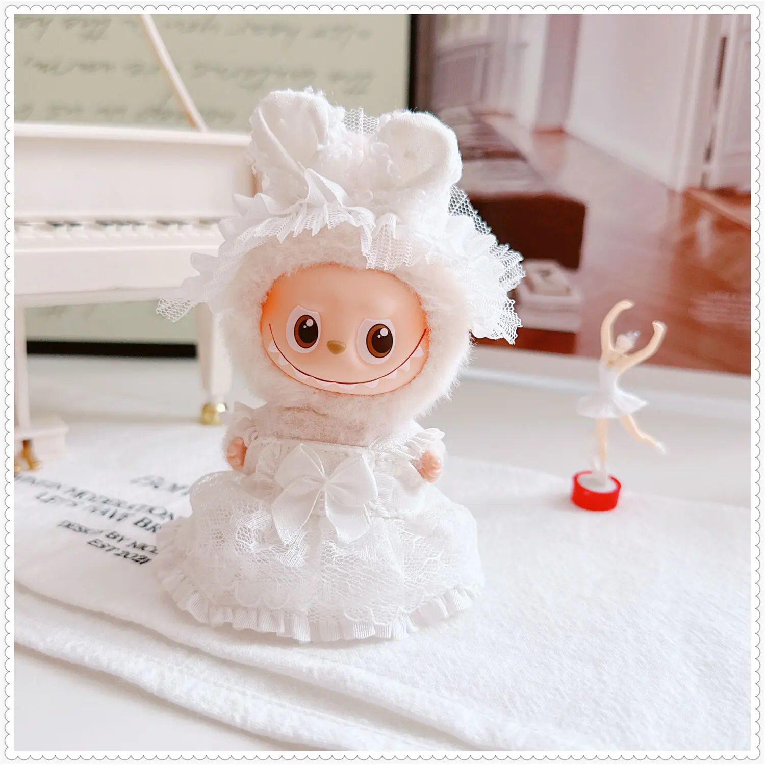 

Mini Labubu 4.0 Doll Clothes 4thPin for love Labubu White Angel Dress For Mini Labubu Wedding Dress White Wings On The Back