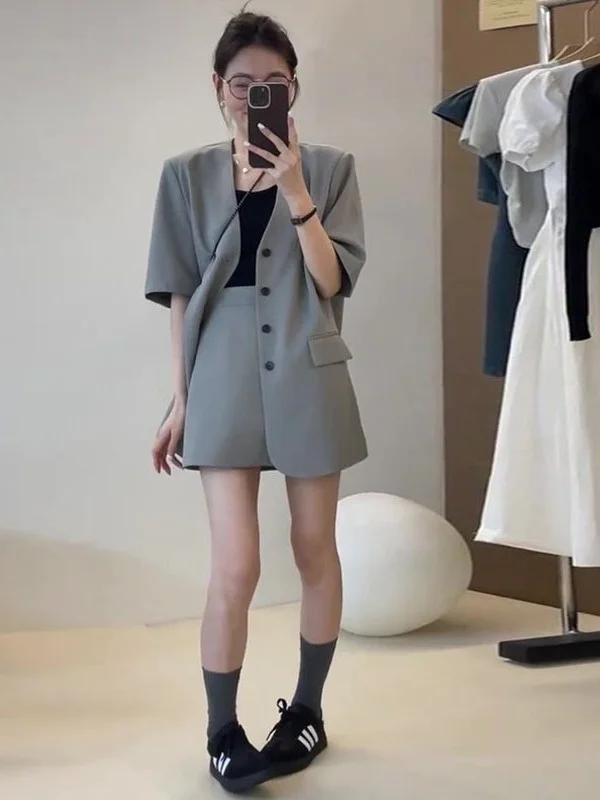 

Новый летний комплект Sle Thin ort Sve для женщин, юбка V-Ne f, комплект из двух предметов, модный дизайн, Гонконгский сле