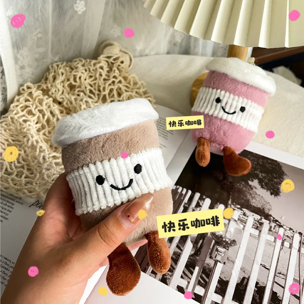 

Брелок для ключей с кофейной чашкой Jelly Cat, очаровательный пушистый брелок для напитков, аксессуар для сумок, рюкзаков, игрушка-кукла, детский подарок на день рождения