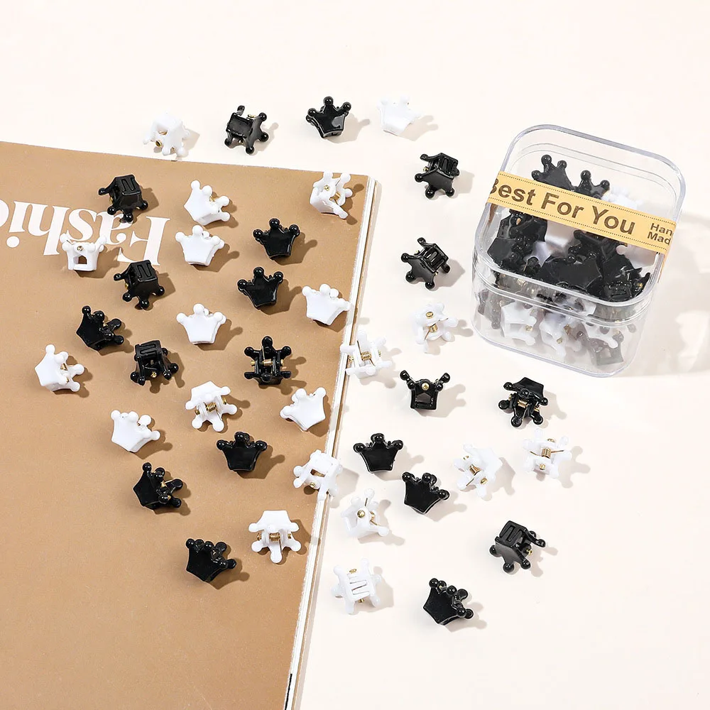 50pcs/Box Black White Mini Claw Hair Clip For Women Stars Flower Rabbit Daisy Crown Hairpin Hair Style Accessories