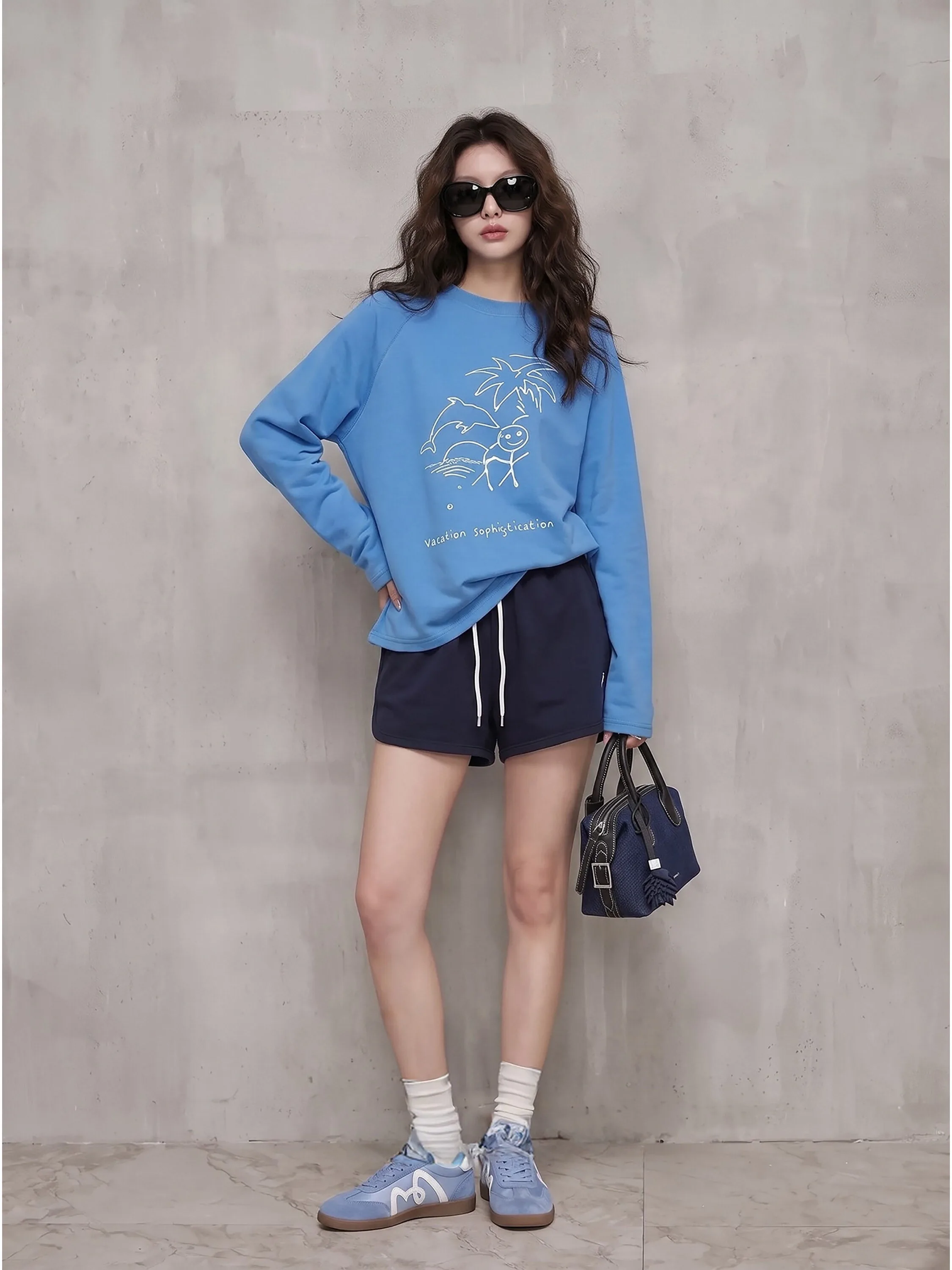 Blue Hand-Drawn Sketch Print round Neck Long Sleeve T-Shirt Women's Unique Beautiful Korean Style Casual Loose Fit Top