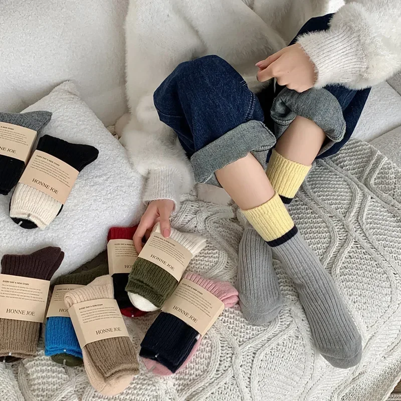 

Women Socks Retro Mixed-Color Warm Winter Crew Socks Female Breathable Autumn Casual Loose Socks Simple Striped Classic Meias