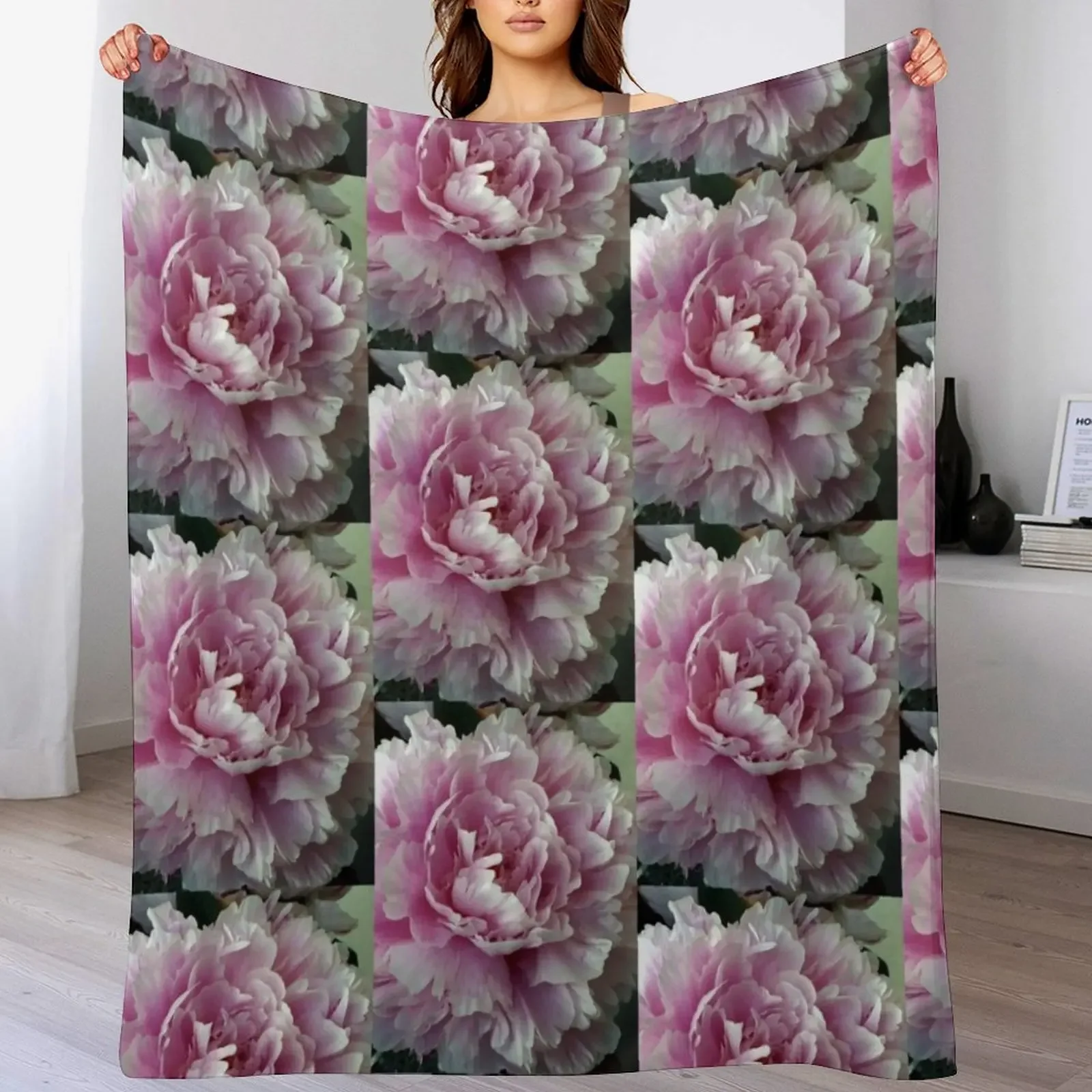 Peonies Throw Blanket Faux Fur Soft Warm Blanket for Bed