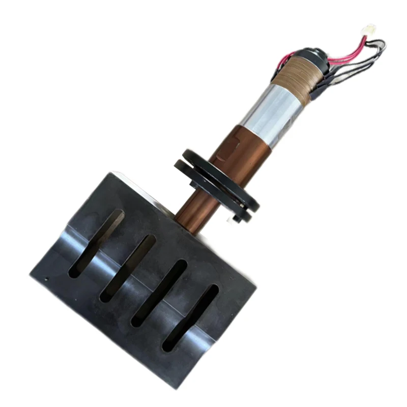 

Система ультразвукового сварочного преобразователя с Boo-ster и звуковым сигналом 18 кГц 20 кГц для сварки пластика