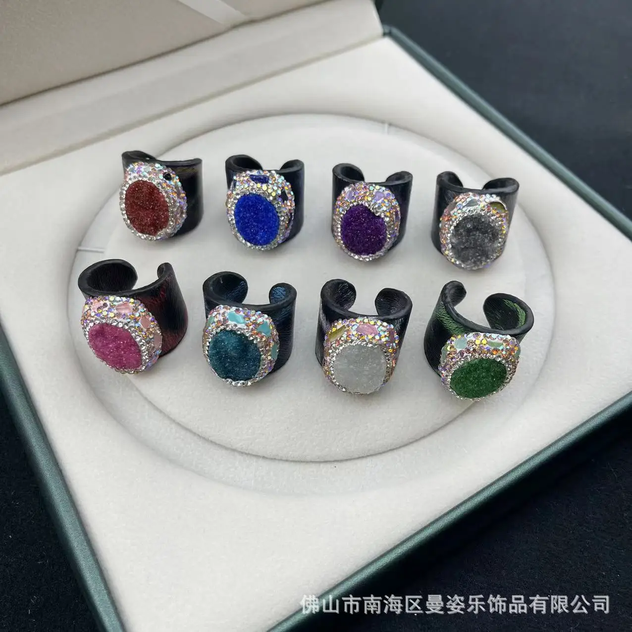 

New natural agate crystal teeth inlaid with rough stone live leopard print American jewelry popular personality exaggerated ring