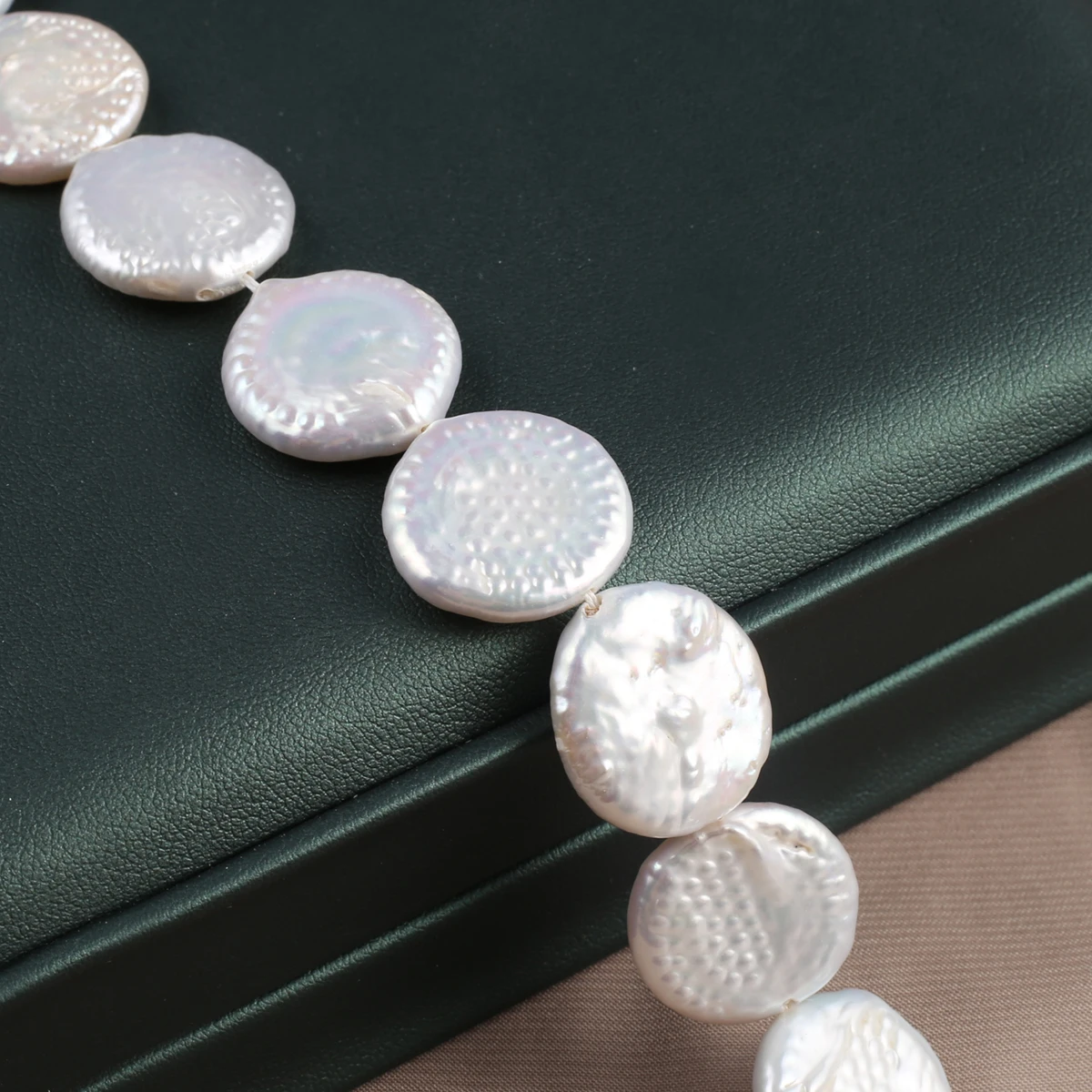Natural Pearl Large Round Piece Exquisite Shape Elegant Appearance for DIY Jewelry Making Handmade Bracelet Necklace Length 36cm