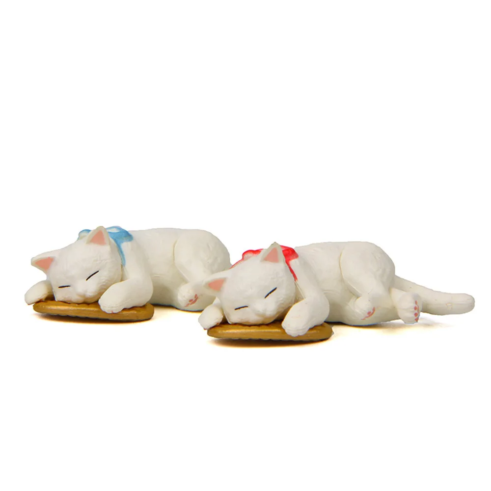 Cute and warm series square towels in sitting position Cat figurines in Korean version with creative baking garden landscaping