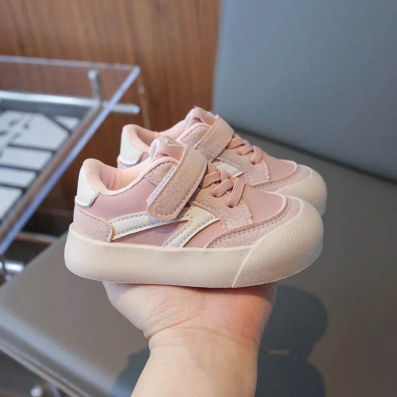 Sneakers Skin-Friendly per bambini scarpe da bambino per ragazzi con suola morbida versione moda di casual sn per ragazze