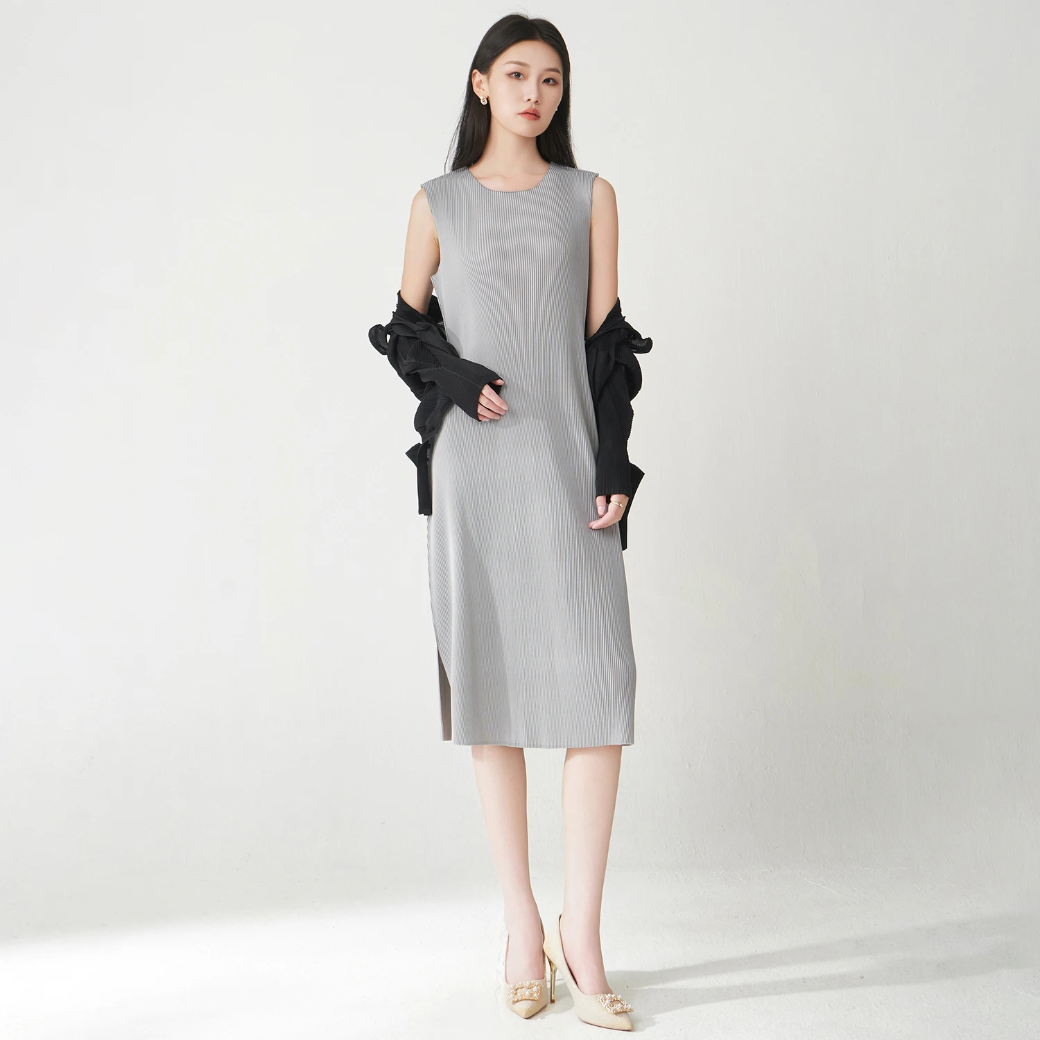 

Factory Wholesale Women's Pleated Dress Design Summer Sleeveless Midi Dress One Size Casual Dress