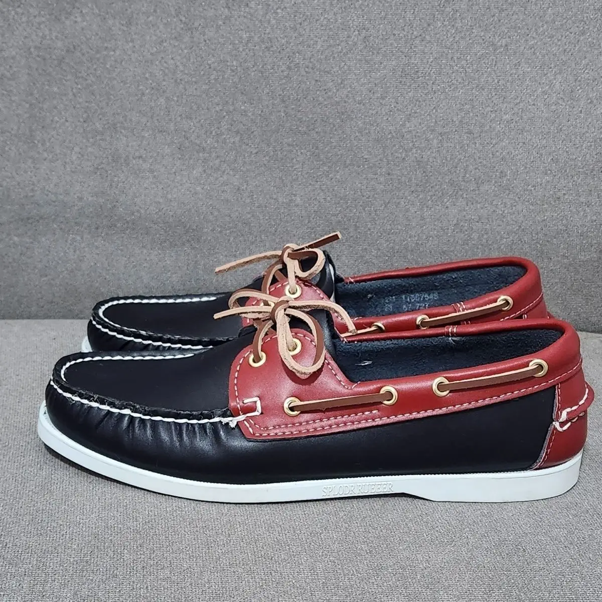 

Genuine Leather Men Casual Shoes Luxury Brand Handsewn Loafers Men Moccasins High Quality Boat Shoes