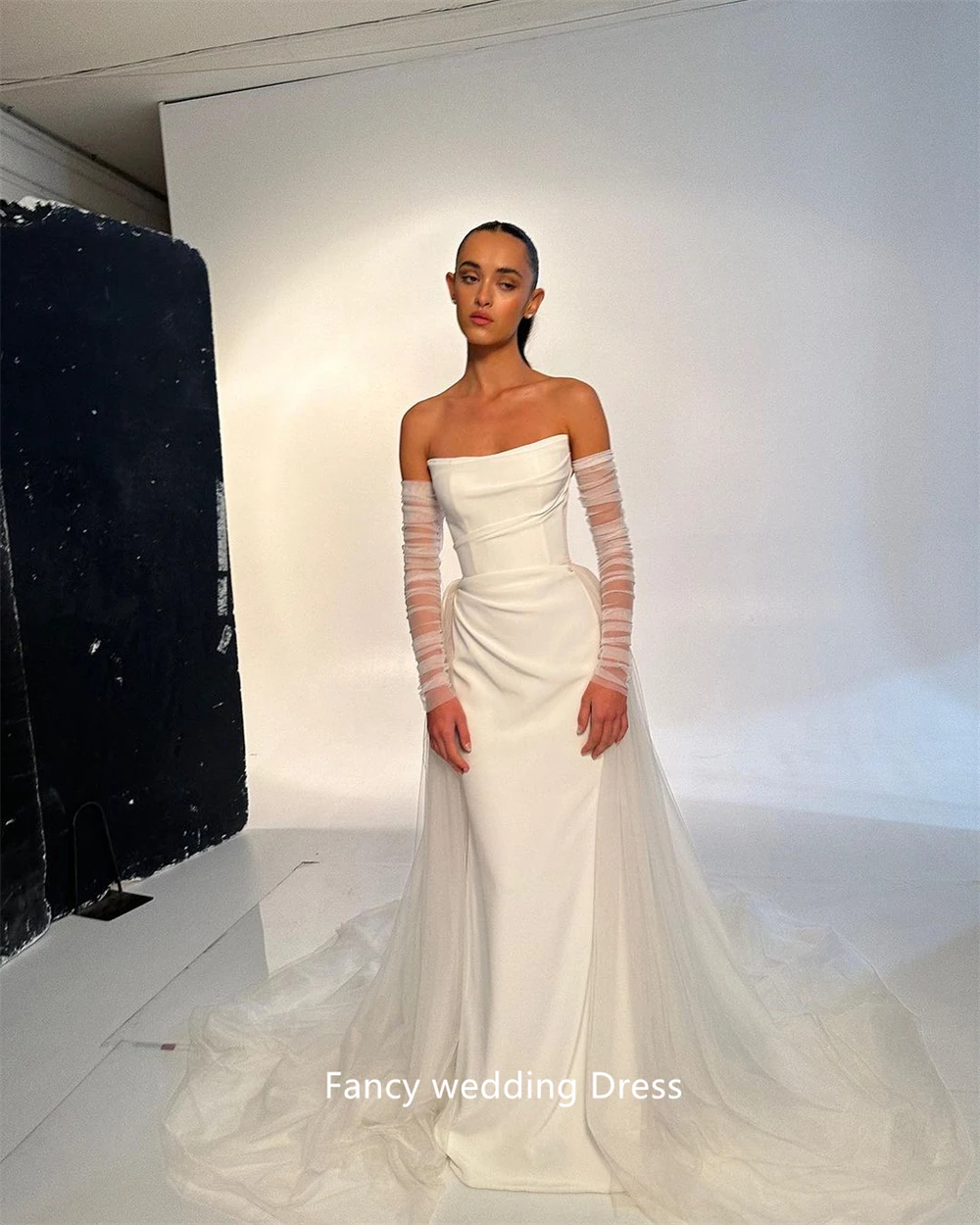 Fancy Simple Strapless Stretch Wedding Dresses With Detachable Train Tulle Gloves Sleeves Bridal Gowns Vestido de noiva 2024