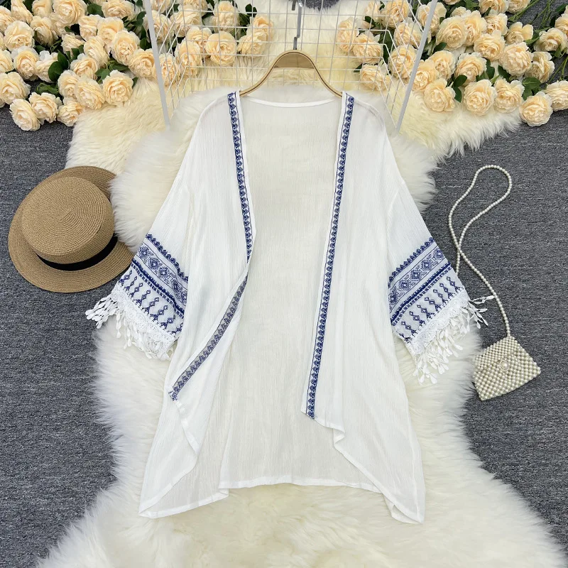 Sunscreen Shirt Women Beach Jacket Vintage Blue Loose Coat Fashion Casual Bohemian Tassel Cardigan Tees Elegant Summer Shawl Top