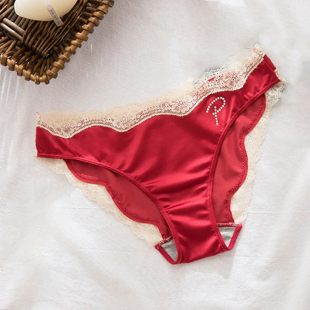 

Trendy Women's Lace Underpants Soft and Stylish Seamless Design with Stunning Rhinestone Details Available Now