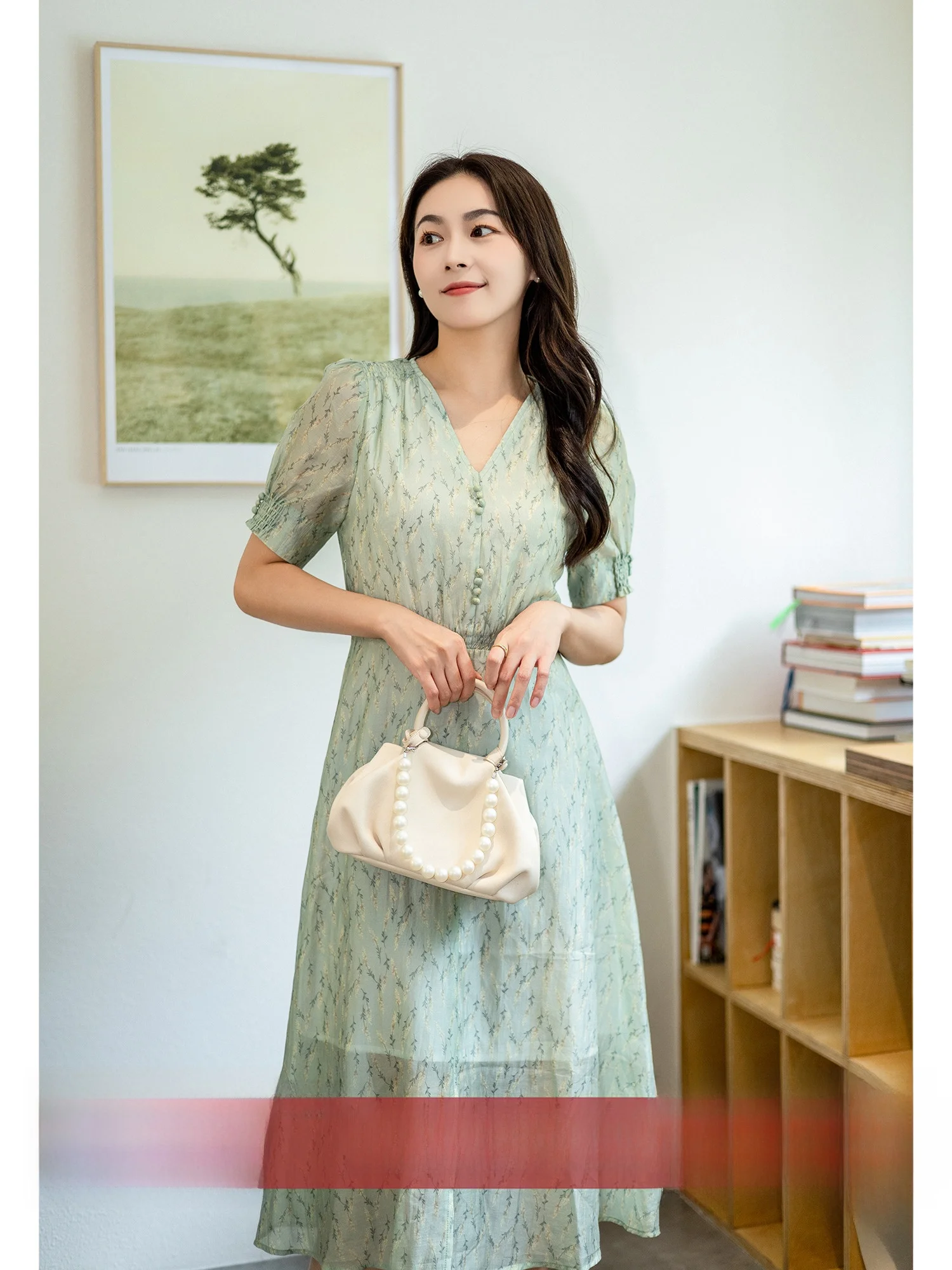 

Шелковое шифоновое платье с цветочным принтом для женщин, летнее, нежное, прозрачное, с V-образным вырезом, высокой талией, А-силуэт, юбка