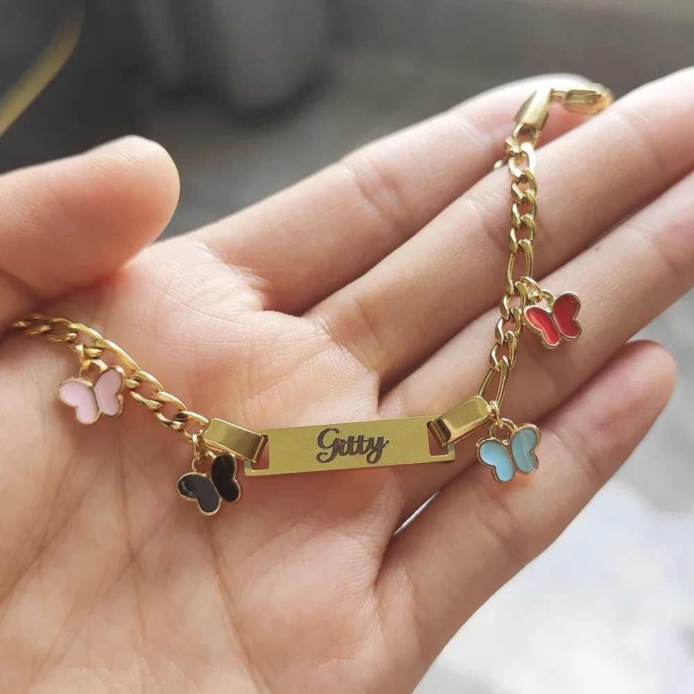 

Customized Laser Engraved Baby Name Bracelet, Butterfly Heart Shaped Stainless Steel Children's Customized Bracelet Gift