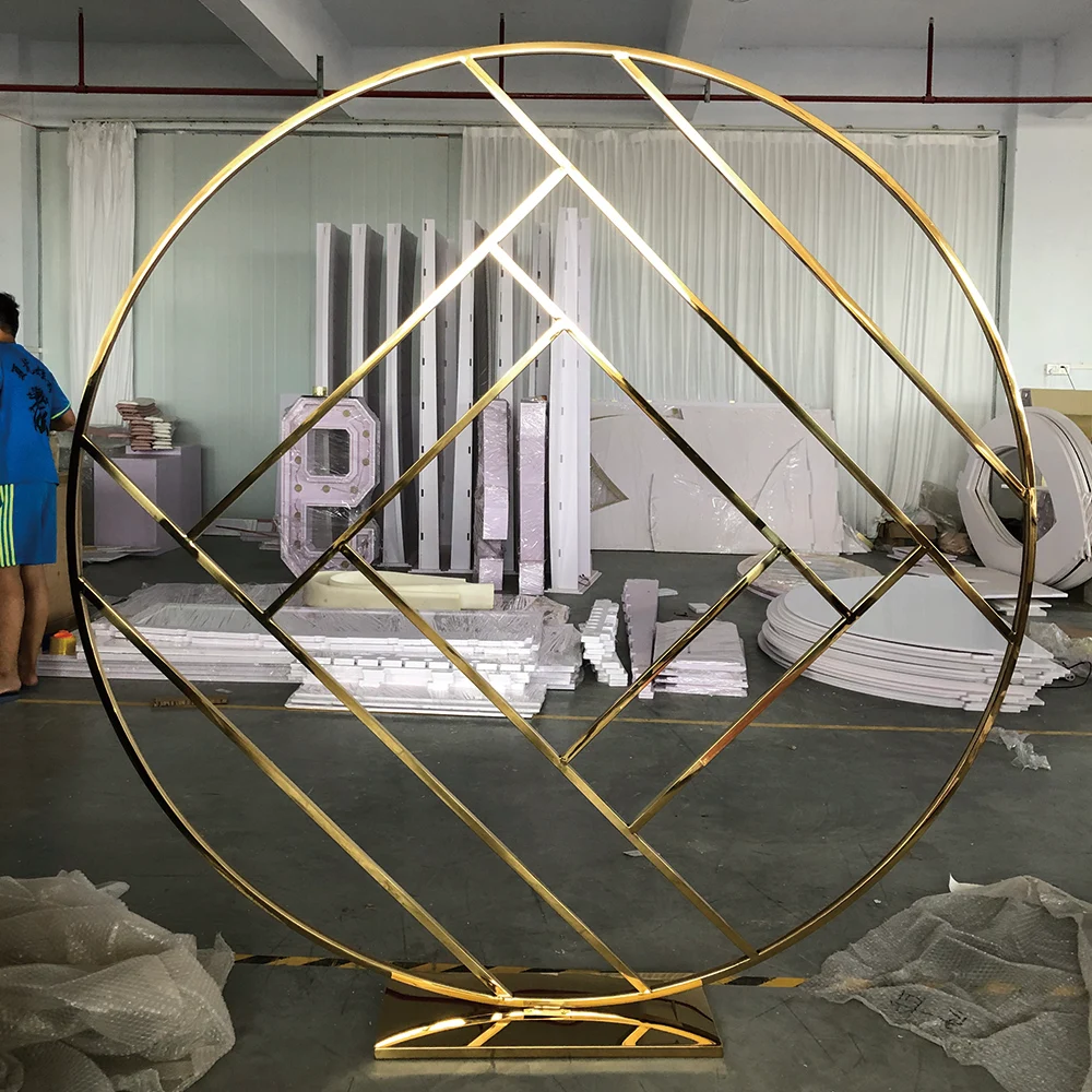 

Newest design Exquisite LEO Wedding Metal Backdrop For Hot Sales