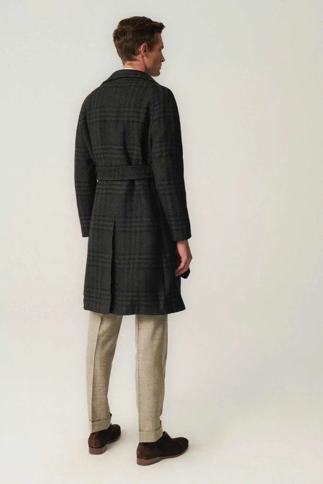 Jas Panjang Pria Motif Kotak-kotak Campuran Wol Musim Gugur Musim Dingin Dengan Sabuk Mantel Kerah Lapel Formal Pakaian Luar Bisnis Buatan Khusus