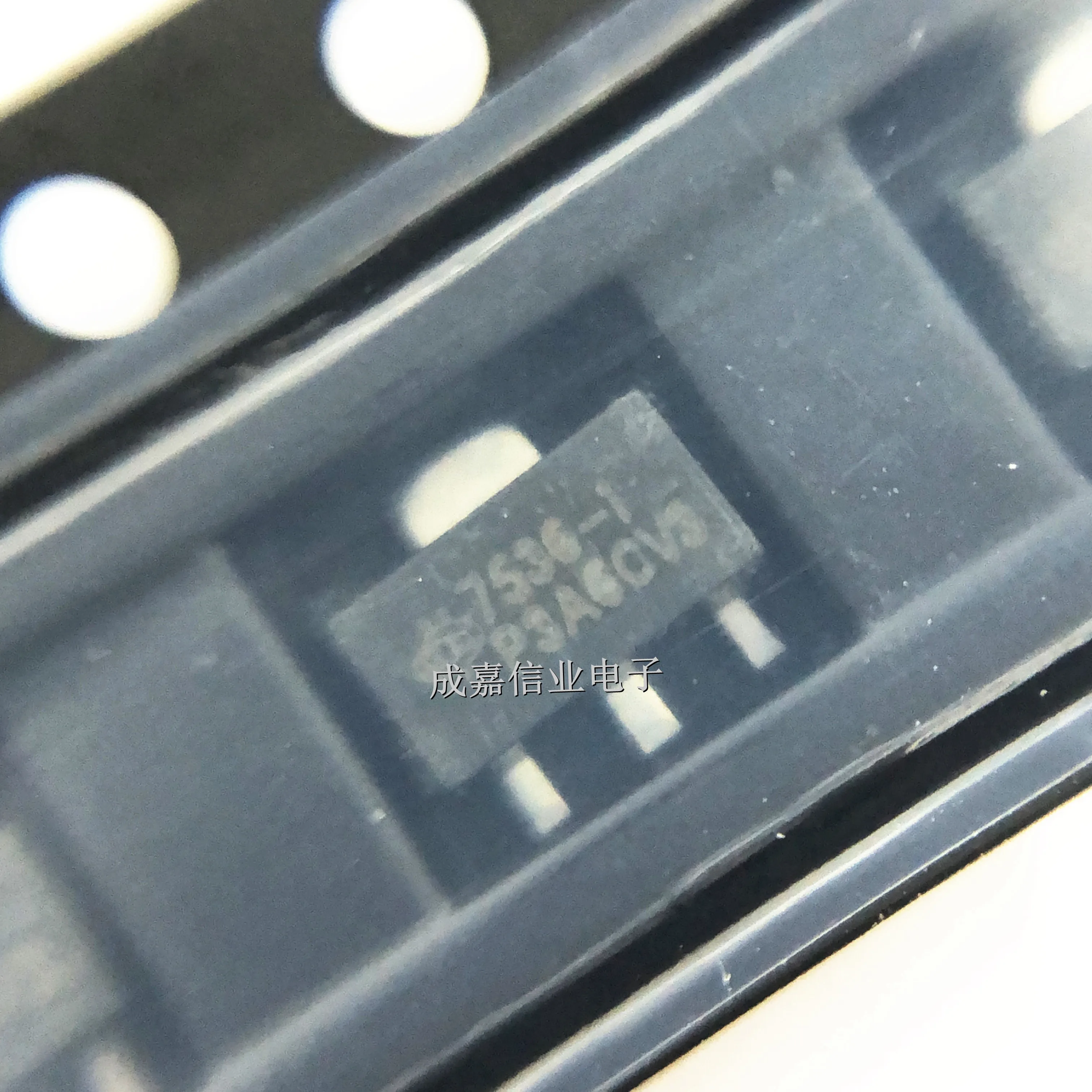 10 قطعة/الوحدة HT7536-1 SOT-89-3 بمناسبة ؛ 7536-1 منظم الجهد الخطي (LDO) 3.6 فولت 100 مللي أمبير درجة حرارة التشغيل ؛-40 ℃ ~+85 ℃