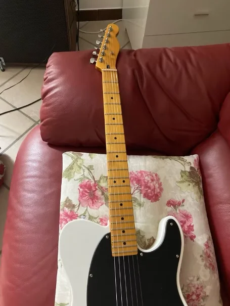 Гриф для электрогитары 22 лада - канадский клен, стиль Telecaster, с ярко-желтым покрытием, для корпусов TL или Midline